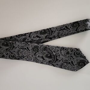 STAFFORD Men's Black, Grey And Silver Paisley Tie